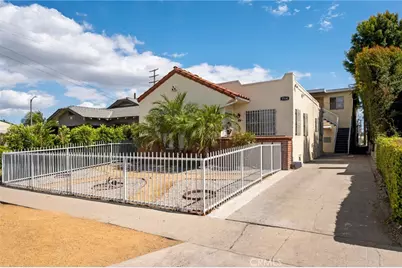 754 E 84th Place, Los Angeles, CA 90001 - Photo 1