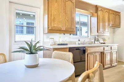 324 N La Reina Street, Anaheim, CA 92801 - Photo 7