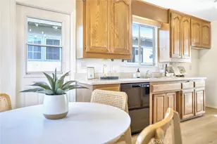 324 N La Reina St, Anaheim, CA 92801 - Photo 7