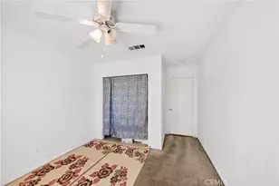 13221 Cypress, Victorville, CA 92395 - Photo 29