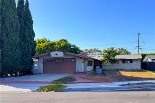 208 Wellesley Ln, Costa Mesa, CA 90606 - Photo 1