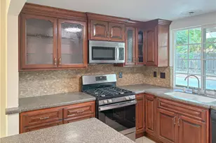 1164 Massachusetts Ave, Riverside, CA 92507 - Photo 11