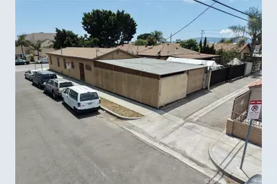 1327 E Mauretania, Wilmington, CA 90744 - Photo 33