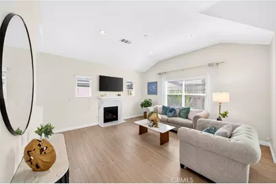8692 Belmont #A, Cypress, CA 90630 - Photo 9