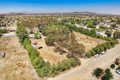 30925 Old Windmill Road, Menifee, CA 92584 - Photo 3
