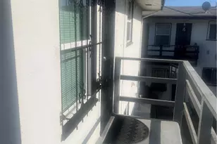 7606 1/4 Crensaw Blvd, Los Angeles, CA 90043 - Photo 31