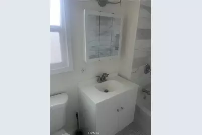 7606 1/4 Crensaw Boulevard, Los Angeles, CA 90043 - Photo 25