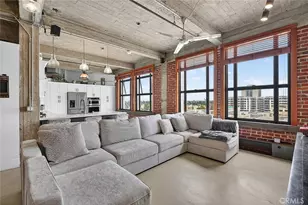 100 W 5th St, Long Beach, CA 90802 - Photo 3