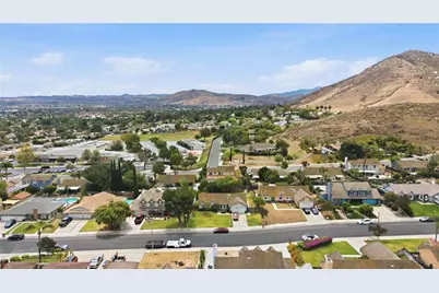 11814 Creighton, Riverside, CA 92505 - Photo 3