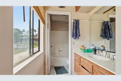 11814 Creighton, Riverside, CA 92505 - Photo 23