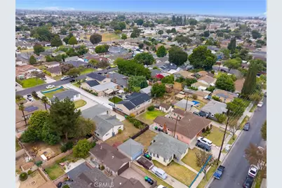 9121 Walnut, Bellflower, CA 90706 - Photo 5