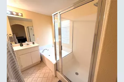 35779 Lourdes Drive, Winchester, CA 92596 - Photo 13