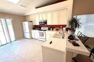 35779 Lourdes Dr, Winchester, CA 92596 - Photo 7