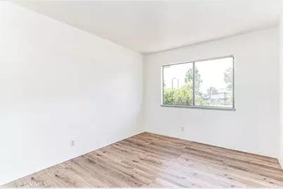 8098 Kerr Green, Buena Park, CA 90621 - Photo 13