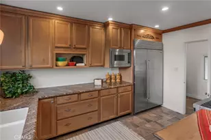 730 E Roosevelt, Long Beach, CA 90807 - Photo 17