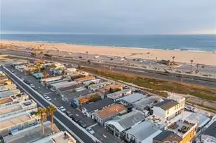21752 15A Pacific Coast, Huntington Beach, CA 92646 - Photo 3