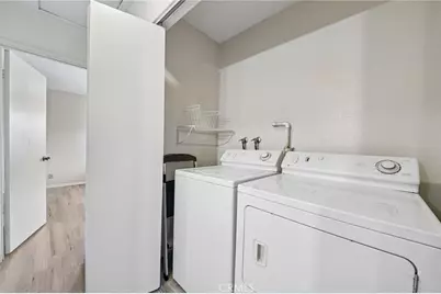 956 S Downey Place, Anaheim, CA 92804 - Photo 13