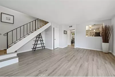956 S Downey Place, Anaheim, CA 92804 - Photo 3