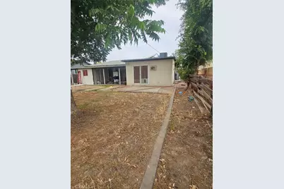 3216 Laurel, Bakersfield, CA 93304 - Photo 13