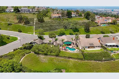 396 S Sleepy Meadow, Anaheim Hills, CA 92807 - Photo 5