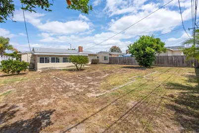 10261 D Este, Anaheim, CA 92804 - Photo 23
