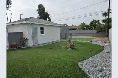 1050 E 72nd, Long Beach, CA 90805 - Photo 11
