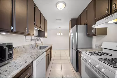 1250 S Brookhurst #2080, Anaheim, CA 92804 - Photo 11