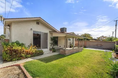 11554 168th, Artesia, CA 90701 - Photo 19