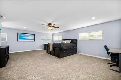 10211 Aqueduct Drive, Cypress, CA 90630 - Photo 17