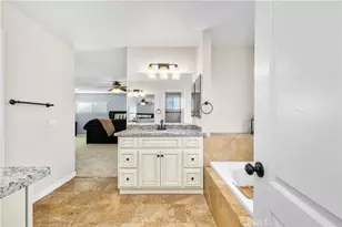 10211 Aqueduct Dr, Cypress, CA 90630 - Photo 25