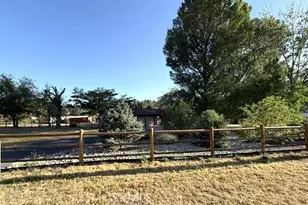 26931 Columbia Way, Tehachapi, CA 93561 - Photo 3