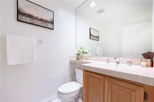 18817 Jeffrey Ave, Cerritos, CA 90703 - Photo 13
