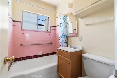 1876 Henderson Avenue, Long Beach, CA 90806 - Photo 13