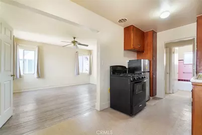 1876 Henderson Avenue, Long Beach, CA 90806 - Photo 15