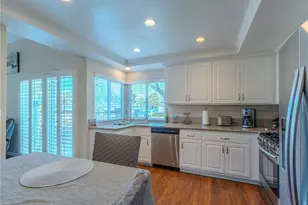 11389 Nayshon Ct, Cypress, CA 90630 - Photo 11