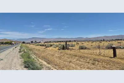 1 Happy Trails, Apple Valley, CA 92307 - Photo 3