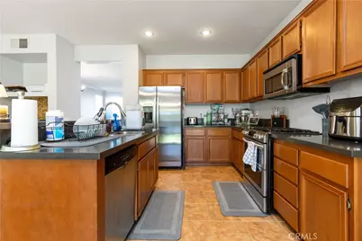26329 Troy, Menifee, CA 92585 - Photo 5
