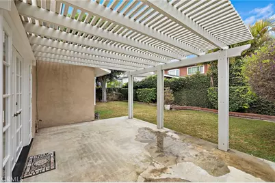 8211 Regency, La Palma, CA 90623 - Photo 23