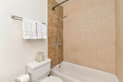 16946 Sierra Vista Way, Cerritos, CA 90703 - Photo 17