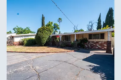 9281 Dorrington, Pacoima, CA 91331 - Photo 1