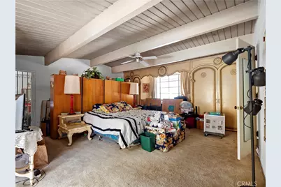 9281 Dorrington, Pacoima, CA 91331 - Photo 25