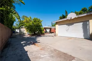 9281 Dorrington, Pacoima, CA 91331 - Photo 45