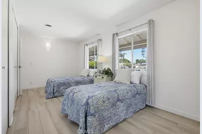 15852 Tullow, Huntington Beach, CA 92647 - Photo 23