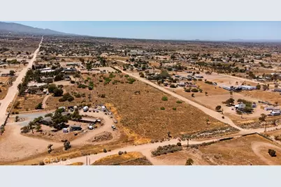 0 Elsinore, Phelan, CA 92371 - Photo 9