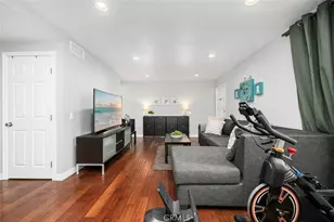 10018 Bloomfield, Cypress, CA 90630 - Photo 9