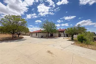 20510 Hill Top Dr, Riverside, CA 92507 - Photo 3