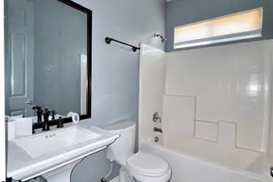 10983 Bayshore St, Victorville, CA 92392 - Photo 9