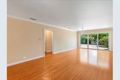 20608 Valerio, Winnetka, CA 91306 - Photo 7