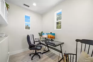 101 Tall Oak, Irvine, CA 92603 - Photo 29