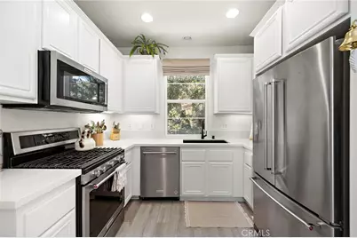 101 Tall Oak, Irvine, CA 92603 - Photo 9